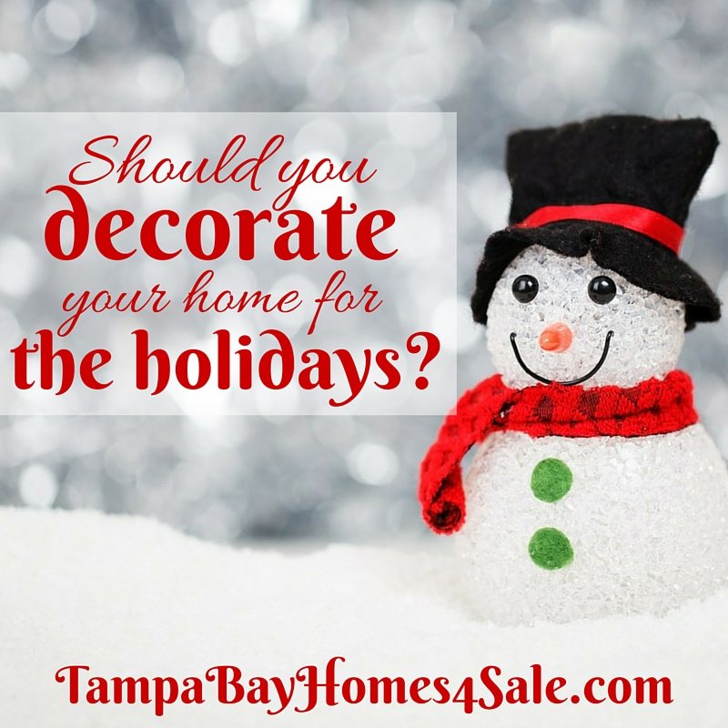 Should You Decorate for the Holidays When Your Home is on the Market