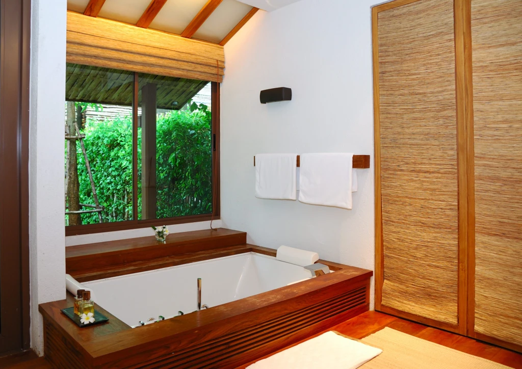 Should You Do a Major Bathroom Remodel Before You Sell Your Home in Tampa Bay