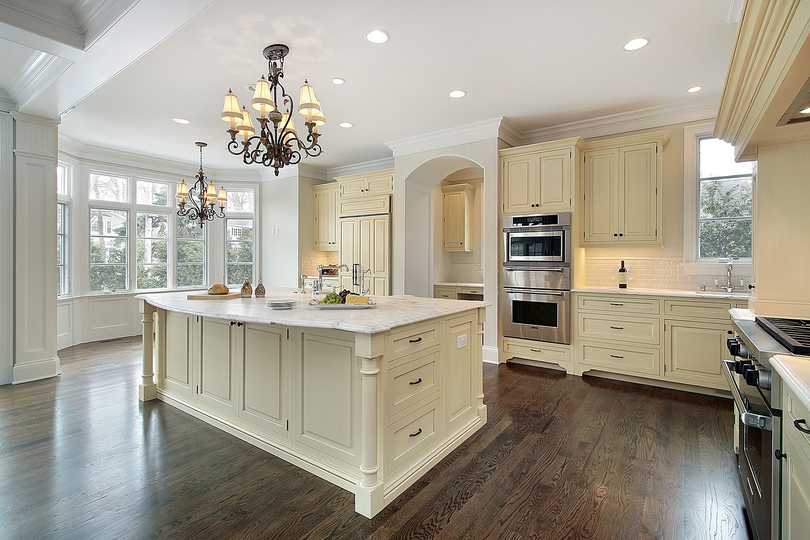 Should You Do a Major Kitchen Remodel Before You Sell Your Home in Tampa Bay